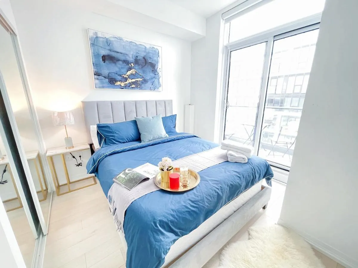 Boutique Penthouse-Live In The Sky With Amazing Lakeview! Downtown Toronto!B 0*, 多伦多