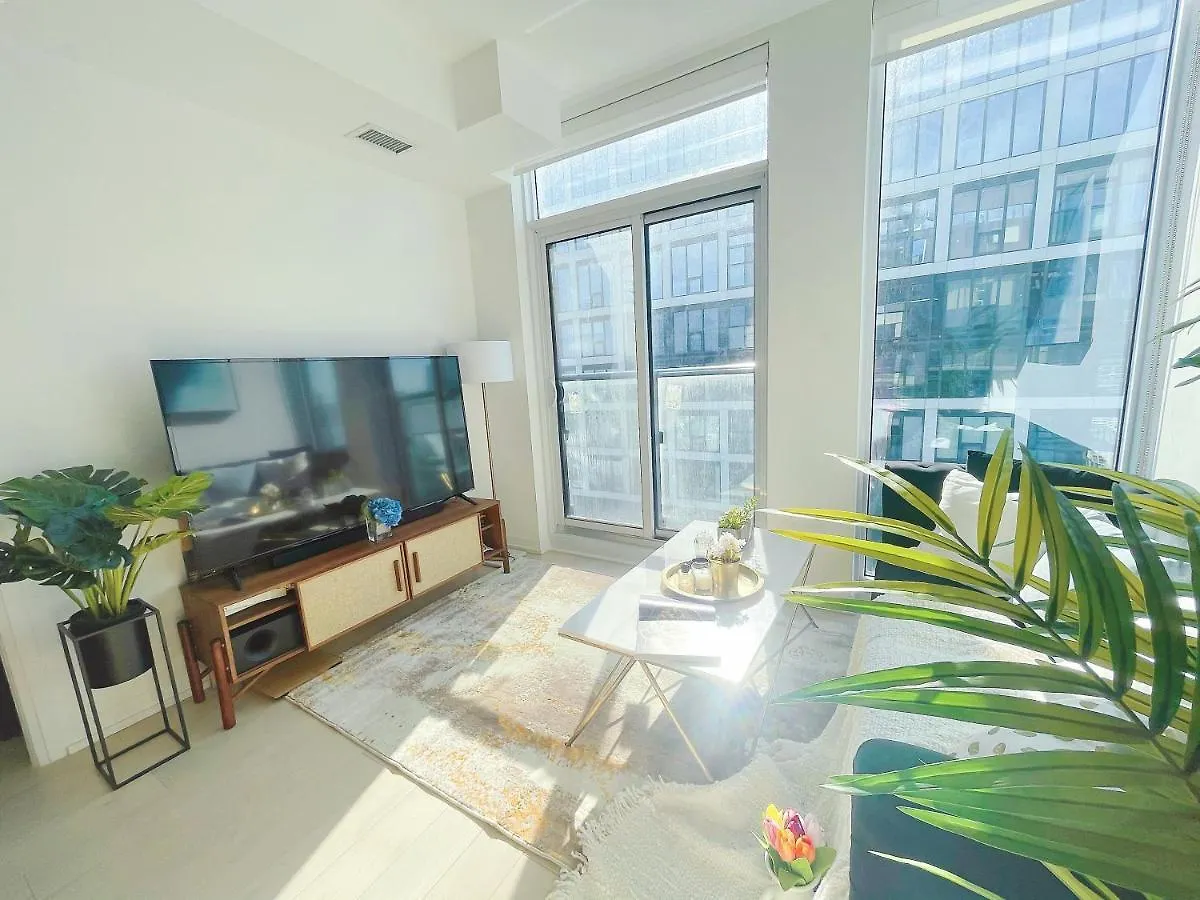 Boutique Penthouse-Live In The Sky With Amazing Lakeview! Downtown Toronto!B 公寓